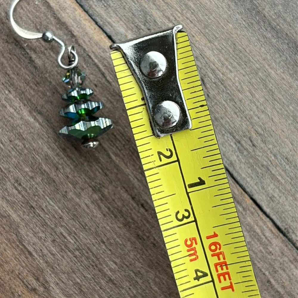 Swarovski crystal Christmas tree earrings